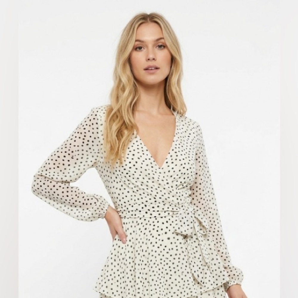 Adorable polka dot romper size medium